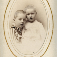 SLM P2013-165 - Gerhard och Ebba Tauvon år 1888