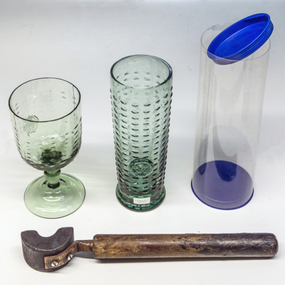 SLM 37613 - Hertig Karls glas, kopior från 2016, samt form för tillverkning av benet