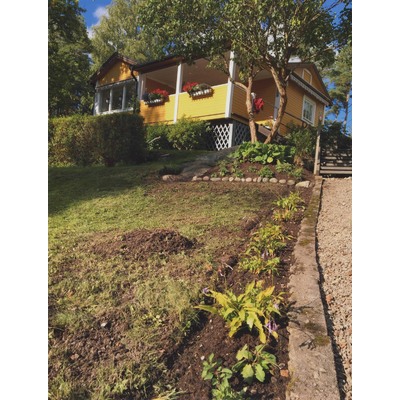 SLM P2021-0503 - Fritidshus med trädgård