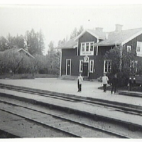 SLM AR10-1392386 - Högsjö station i Västra Vingåkers socken år 1917