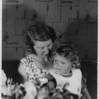 SLM P08-136 - Greta och Ingrid Julin, 1936