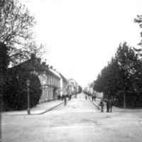 SLM X165-78 - Västra Storgatan i Nyköping från västra viadukten, foto år 1919