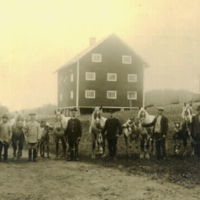 SLM R129-85-4 - Män med hästar, 1921