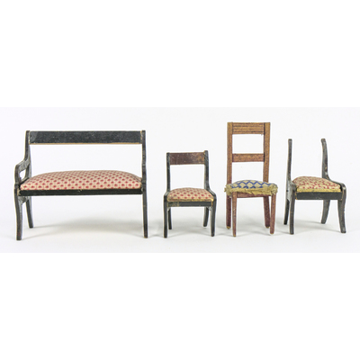 SLM 54882, 54883, 54903, 54904 - Dockskåpsmöbler, soffa och stolar