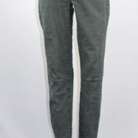 SLM 37323 3 - SLM 37323 3 Svarta jeans som hör till outfit som har tillhört en 14-årig tjej från Nyköping.
