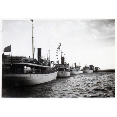 SLM P2019-0397 - Fartyg i Nyköping, 1940-tal