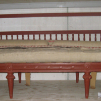 SLM 1206 1-8 - Gustaviansk soffa från Äs gård i Julita socken