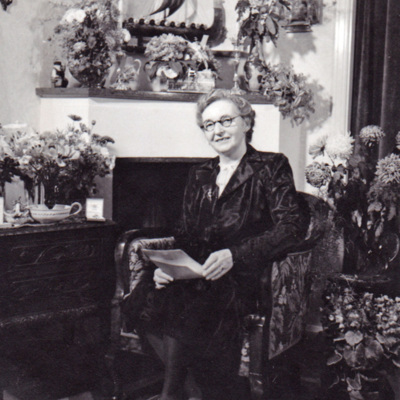 SLM P2016-0206 - Jenny Dahlgren på 60-årsdagen 1946