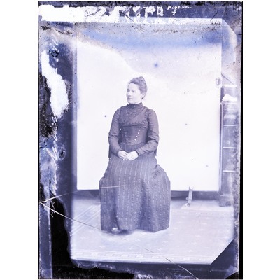 SLM X157-76 - Porträtt på Maria Andersson, 1901