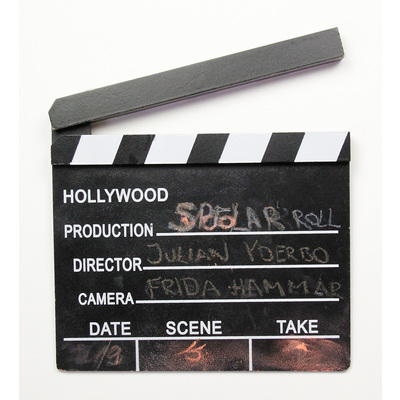 SLM 38018 1-3 - Filmklappa och manus från Proud Pictures