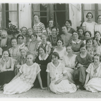 SLM R150-99-6 - Kvinnliga Medborgarskolan år 1925