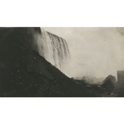 SLM P2022-1215 - Niagarafallen
