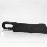 SLM 2875 - Skäktkniv med dekoration av karvsnitt, märkt 1741 KND