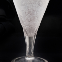 SLM 12313 - Spetsglas från Kungsholms glasbruk, 1700-tal