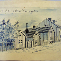 SLM 24865 - Akvarellerad tuschteckning, skolteckning med motiv från Östra Kvarngatan i Nyköping