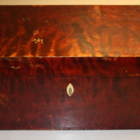 SLM 34162 1 - Skrivschatull av trä, har tillhört Govert Adolf Indebetou (1807-1891)