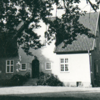 SLM S26-86-23A - Läkarvilla på Sundby sjukhusområde vid Strängnäs 1986