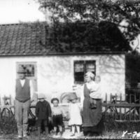 SLM X768-95 - Familjeporträtt, Eskilstuna, 1920-tal