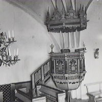SLM R57-88-6 - Predikstolen i Forssa kyrka år 1944