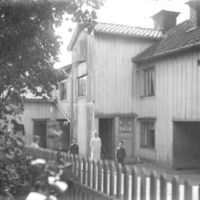 SLM X180-78 - Bonnedals gård, Brunnsgatan 10 i Nyköping, foto år 1919