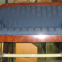 SLM 8485 - Soffa av mahogny i senempire, klädd med blått tyg