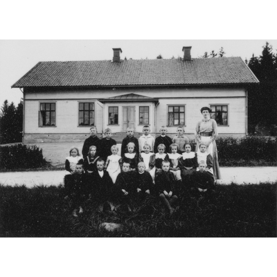 SLM R540-92-6 - Aspdalens skola år 1909
