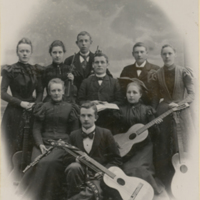 SLM P12-1055 - Sånggrupp vid Berga kapell år 1898