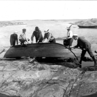 SLM P09-1292 - Arbete med båten, Oxelösund, tidigt 1900-tal
