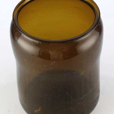 SLM 2406 - Syltburk av brunt glas, 1800-tal, från Nyköping