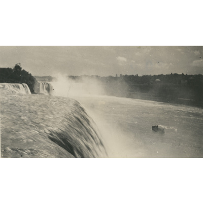 SLM P2022-1213 - Utsikt över Niagarafallen