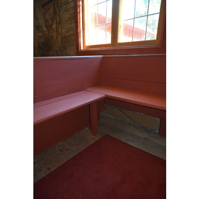 SLM D2017-1221 - Ihopbygda bänkar i långhuset i Tunabergs kyrka