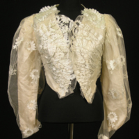 SLM 14127 1 - Liv tillhörande brudklänning från 1835