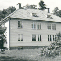 SLM S25-86-4 - Byggnad på Sundby sjukhusområde vid Strängnäs 1986