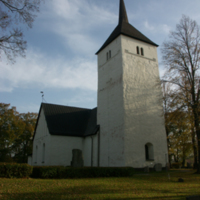 SLM D11-111 - Överselö kyrkans västra och norra fasader.