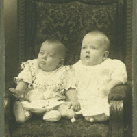 SLM P11-6067 - Sten Olsson och Kate Indebetou år 1901
