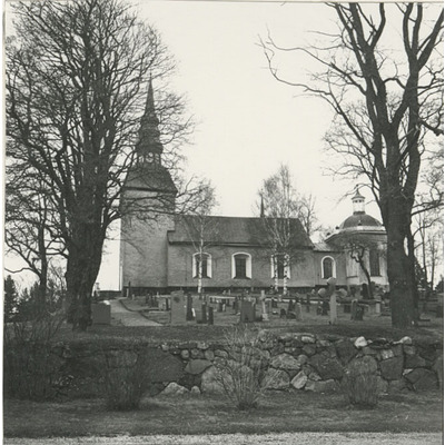 SLM R55-83-10 - Björnlunda kyrka