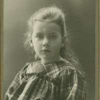 SLM P11-5963 - Kate Indebetou (1901-1971), foto ca 1906