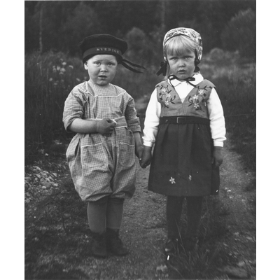 SLM SEM_Dg349 - Börje och Anna Lisa år 1929