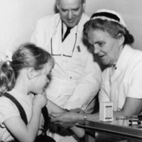 SLM P11-022 - Vaccination hos dr Nils Brolin år 1958
