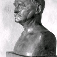 SLM M033440 - Bronsbyst av Otto Lindeberg (1863-1947), skulptör Carl Eldh år 1933