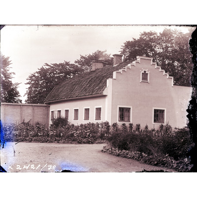 SLM X2421-78 - Hus med trappgavel, Strängnäs, 1900-tal