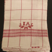 SLM 31478 1-12 - Tolv handdukar av linne märkta I A, Ivar och Ingrid Alderstrand