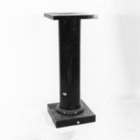 SLM 13015 - Piedestal
