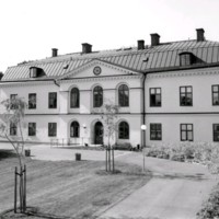 SLM R77-97-8 - S:t Anna ålderdomshem norra paviljongen, tidigare Nyköpings hospital och S:t Anna sjukhus, foto 1997