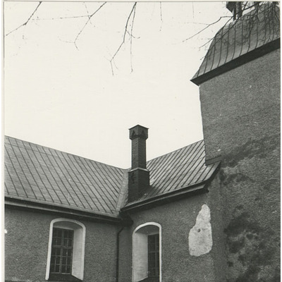 SLM R55-83-5 - Mönstermurad skorsten. Björnlunda kyrka