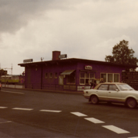 SLM SB13-192 - Bussgodsinlämningen, Nyköpings busstation juli 1980