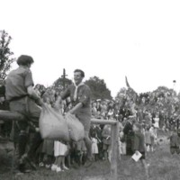 SLM A15-448 - Midsommarfesten 1943