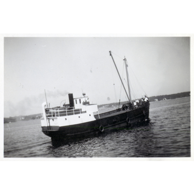 SLM P2019-0395 - Ångfartyg i Nyköping år 1946