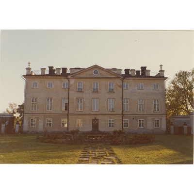 SLM M005154 - Tistad slott, baksidan, corps de logiet stod fördigt 1771