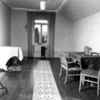 SLM R360-83-5 - Gästrum på Rönnebo Pensionat i Trosa år 1983